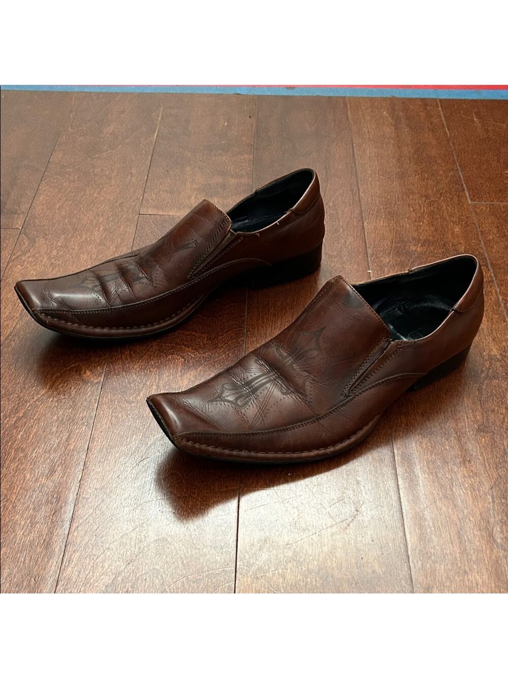 Aldo Men's Brown Leather Slip-On Loafers w/ Cross Design Imprinted, Size 10 (43)